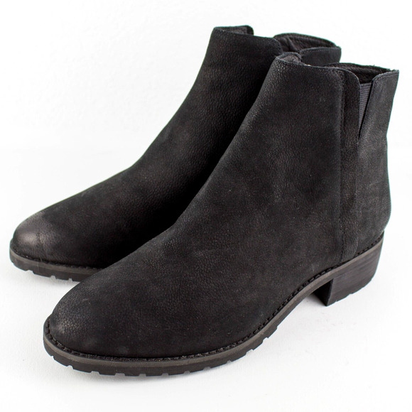 Caslon Ollie Water Resistant Nubuck Leather Ankle Boots Womens SIZE 6.5 - Picture 3 of 5